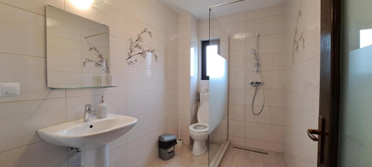 Casa De Vacanta Apartment Bran  Luaran gambar